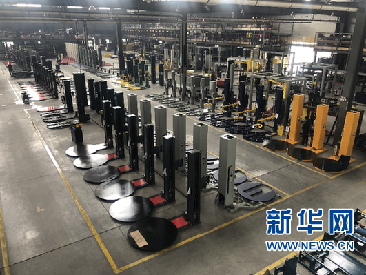 對標(biāo)國際 中國包裝機(jī)油炸生產(chǎn)線器財富為乳業(yè)成長“加快”